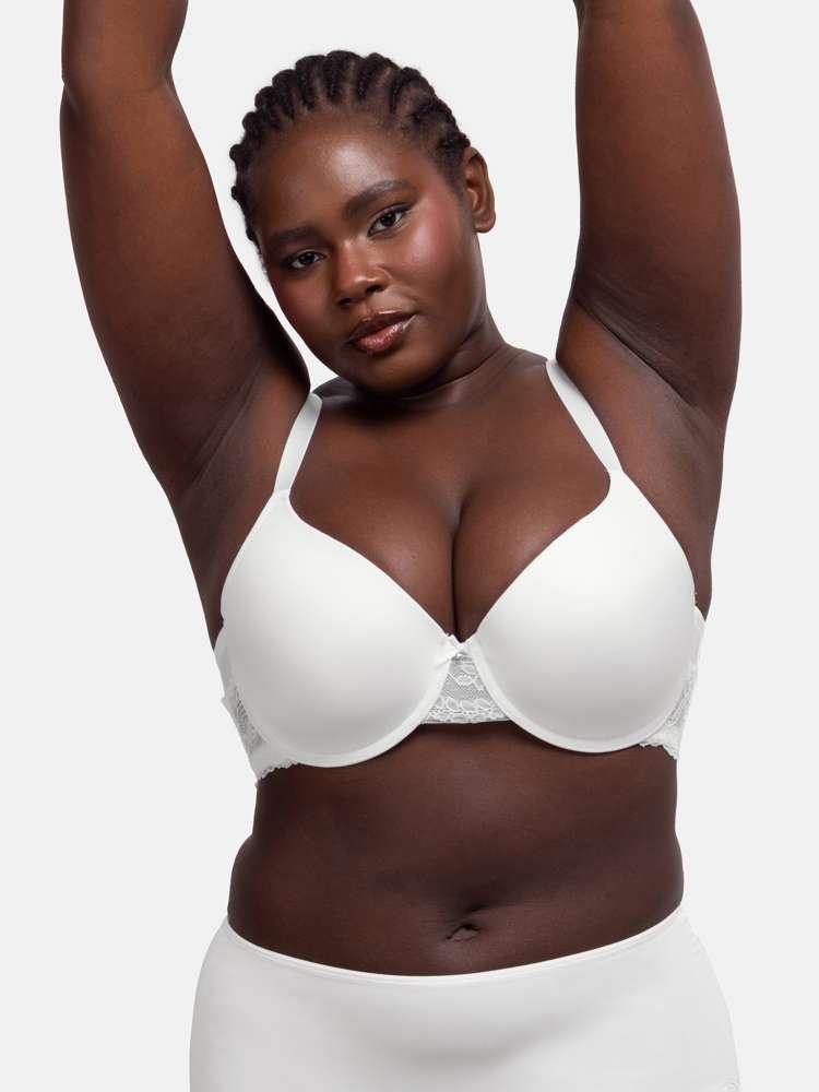 ADELE DEMI BRA
