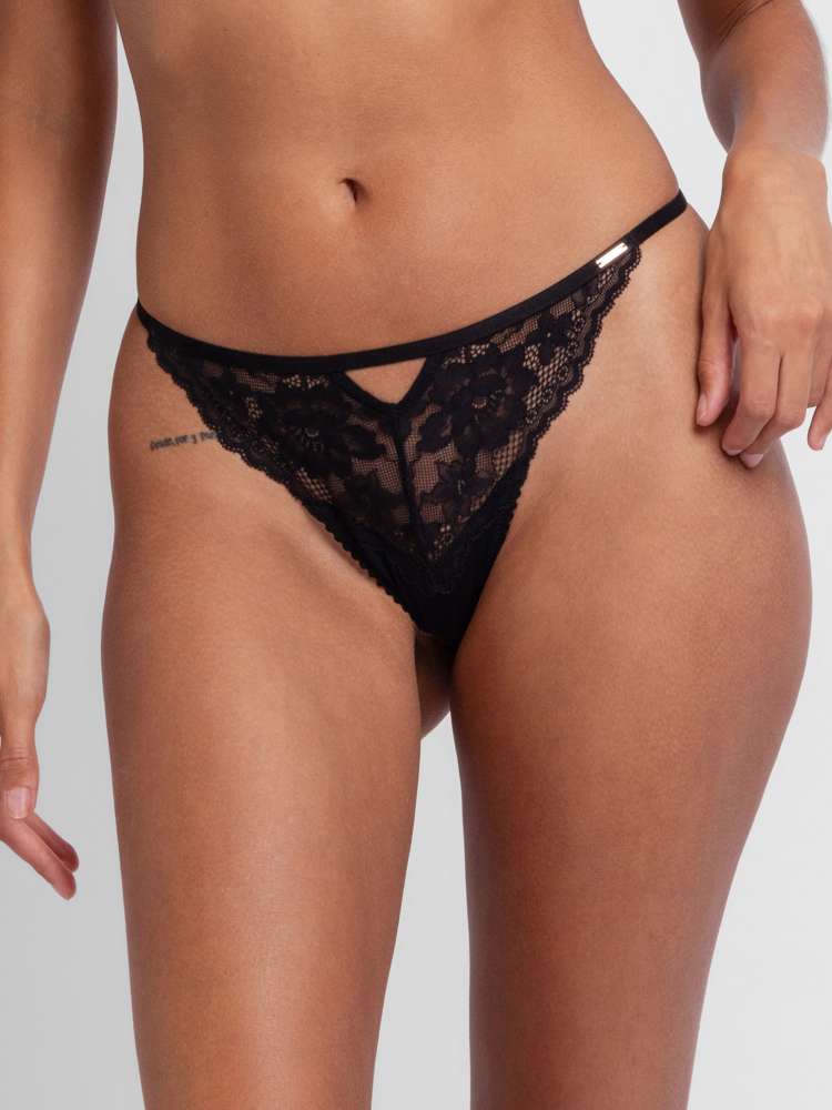 ANAHI STRING