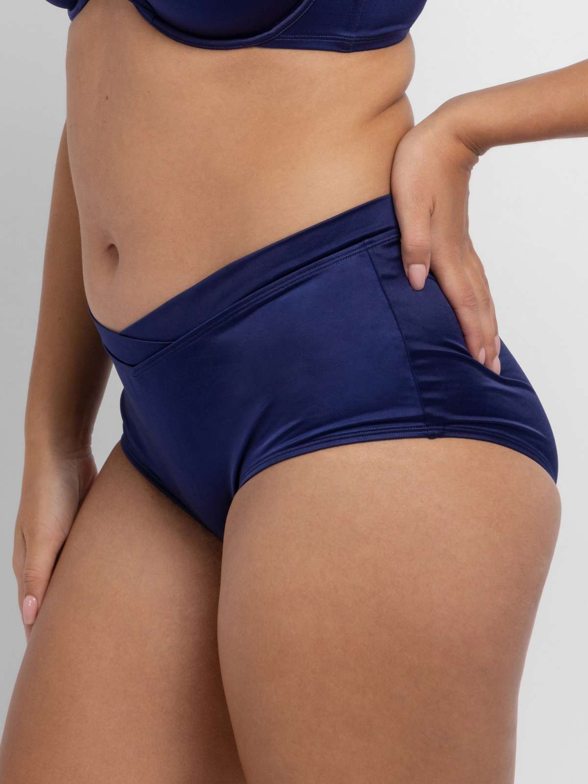 Bodega Midi Brief
