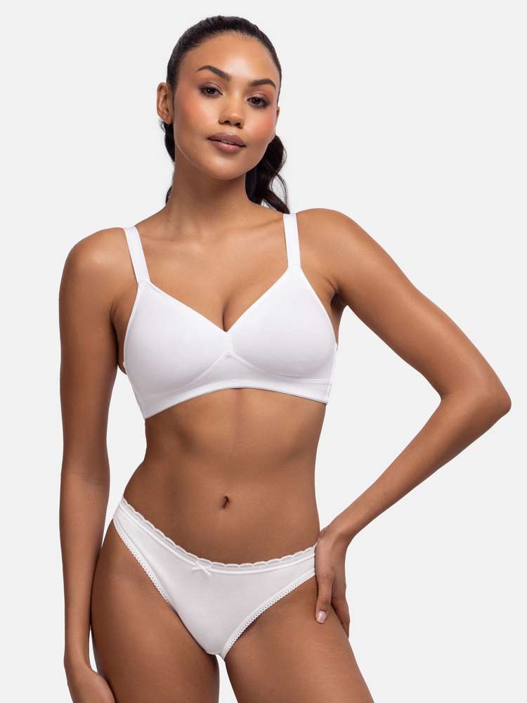 DANIELA BRALETTE