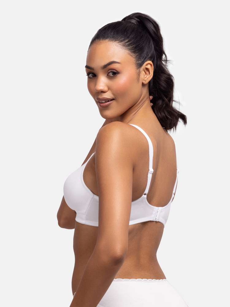 DANIELA BRALETTE