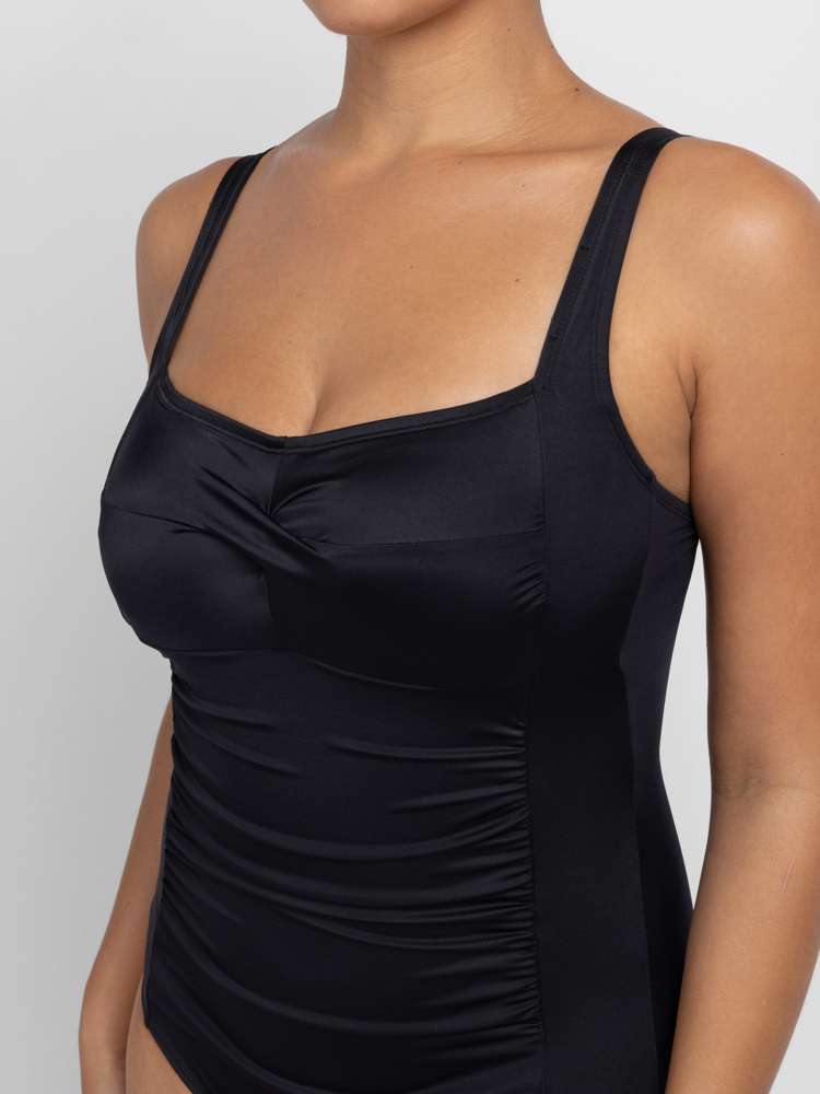 FIJI SCULPTING SWIMSUIT