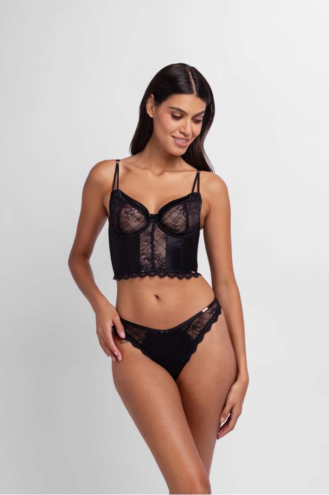 HASINA BUSTIER