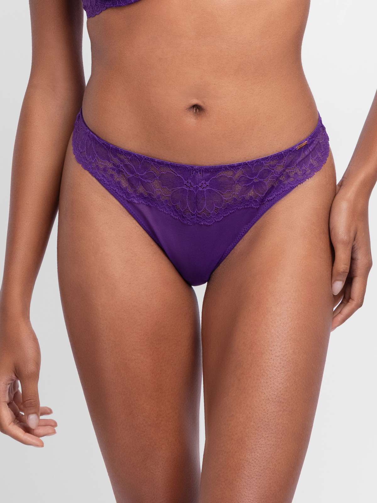 Jemma Thong