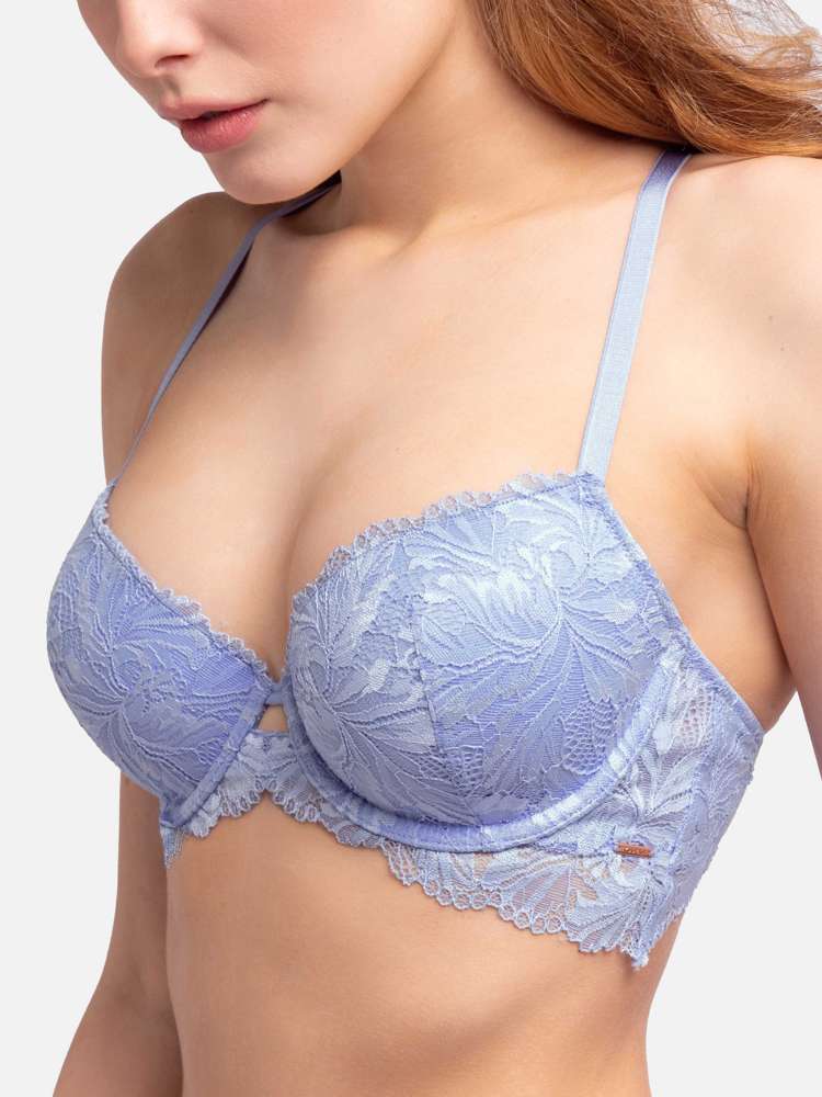 KATIANA DEMI BRA