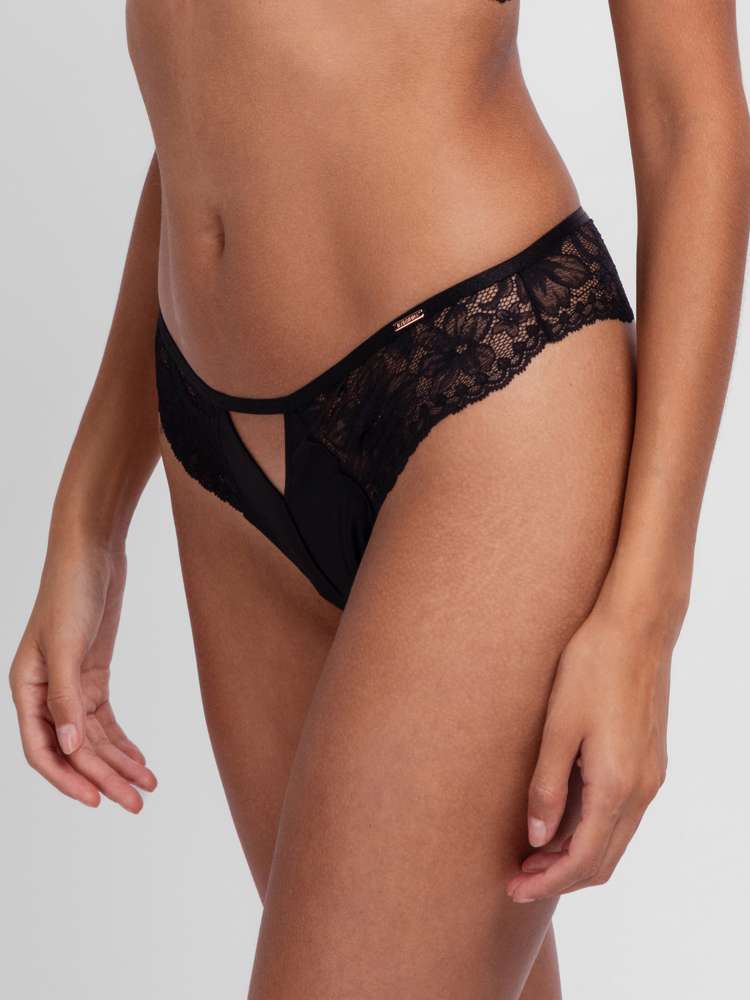KIKKY THONG