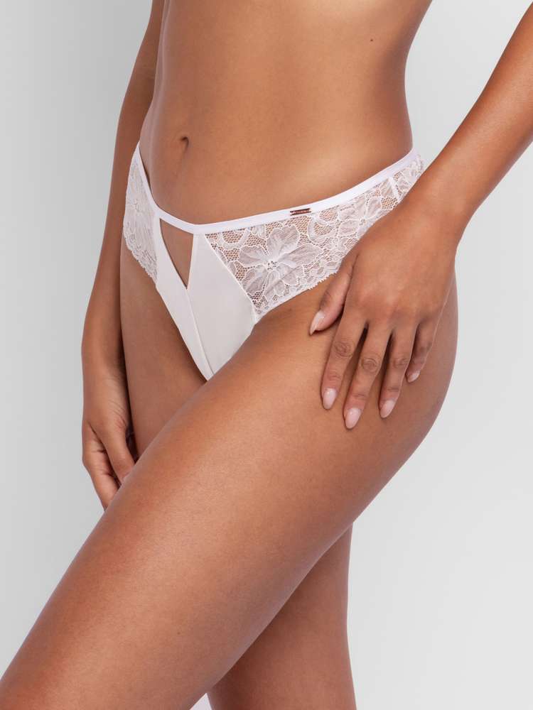 KIKKY THONG