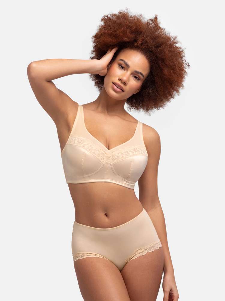 TEAGAN MINIMIZER BRA