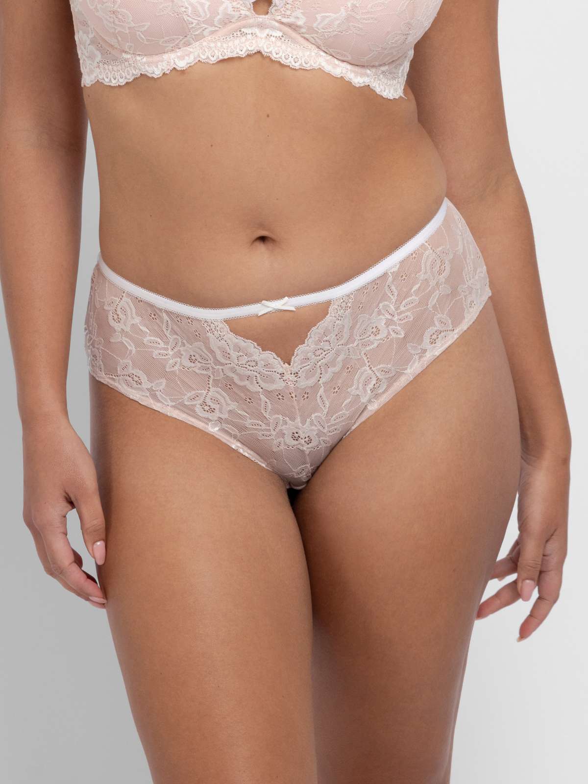 Xanthia Full Brief