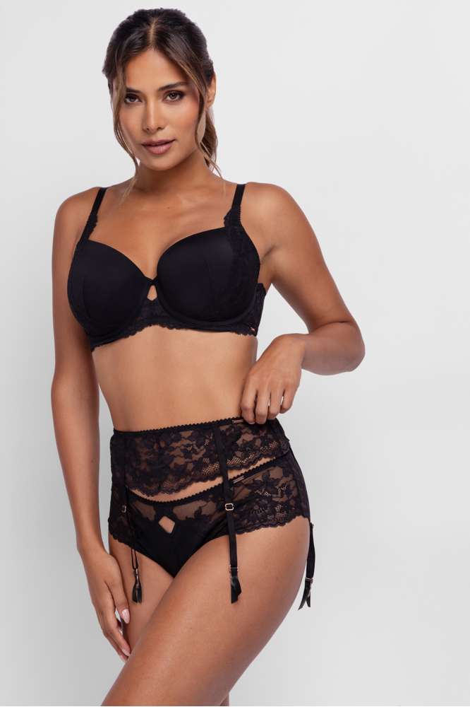 ANAHI DEMI BRA