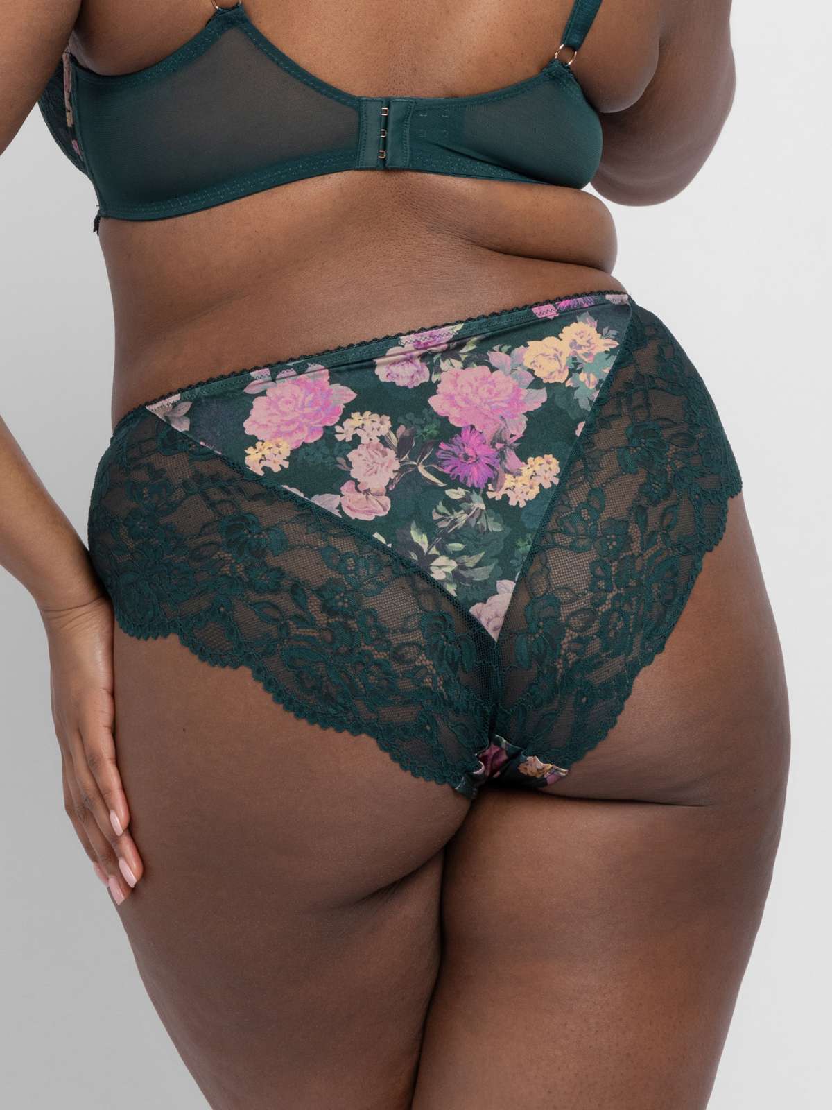 Anahi Floral Hipster Classic