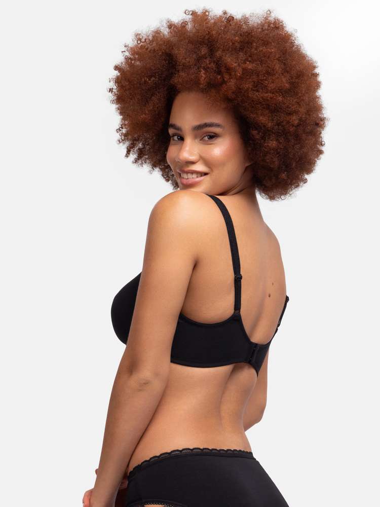 DANIELA BRALETTE
