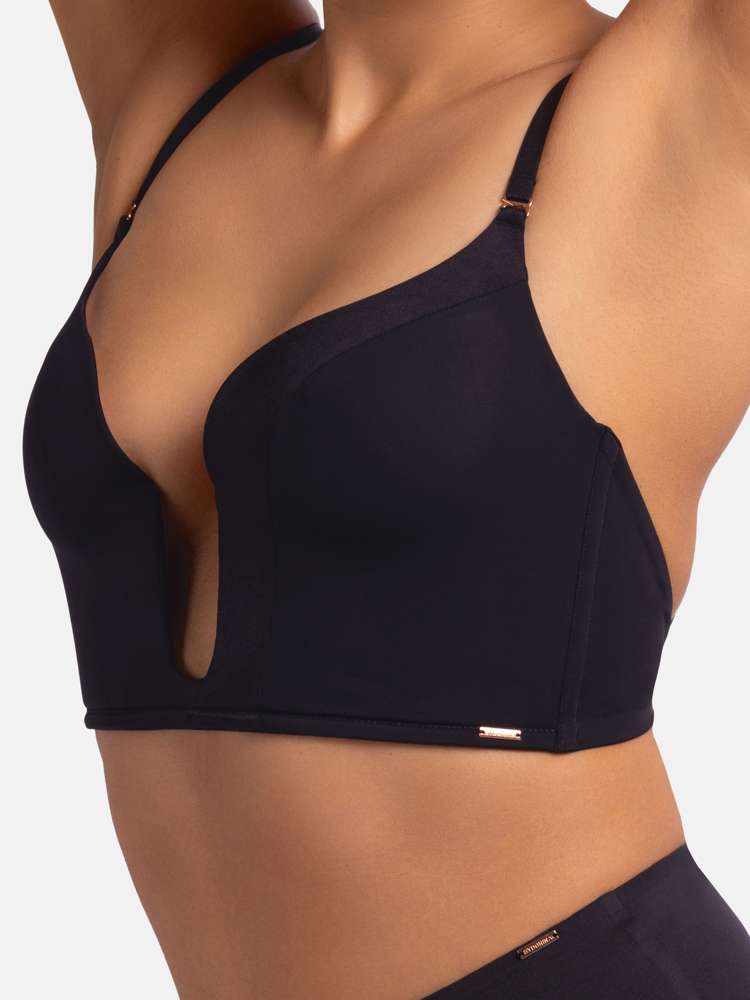 ESSENSUAL PLUNGE BRA
