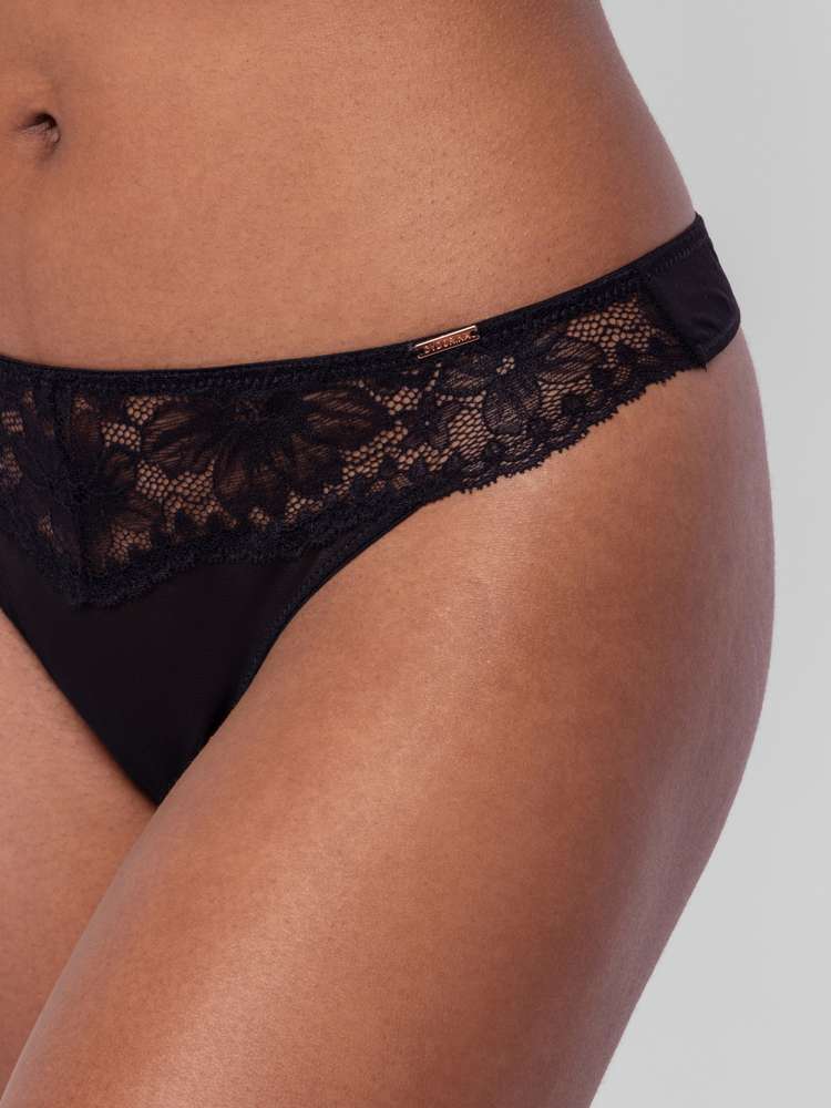 JEMMA THONG