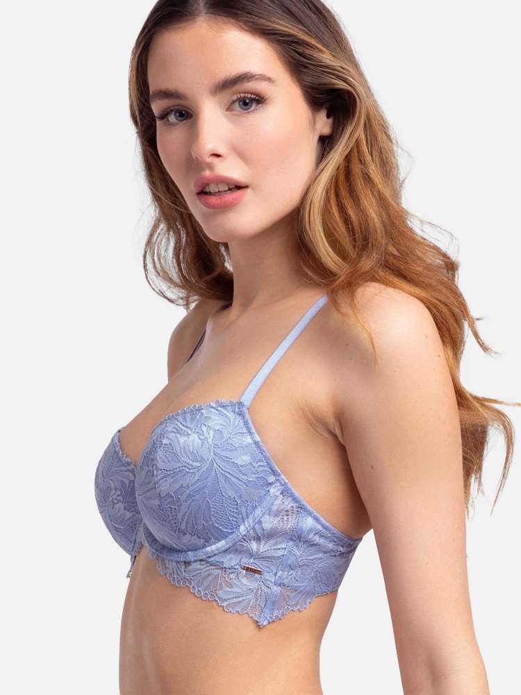 KATIANA DEMI BRA