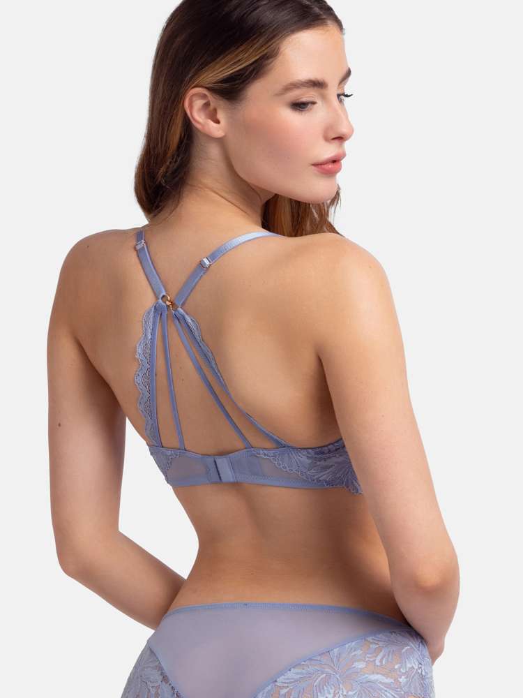 KATIANA DEMI BRA