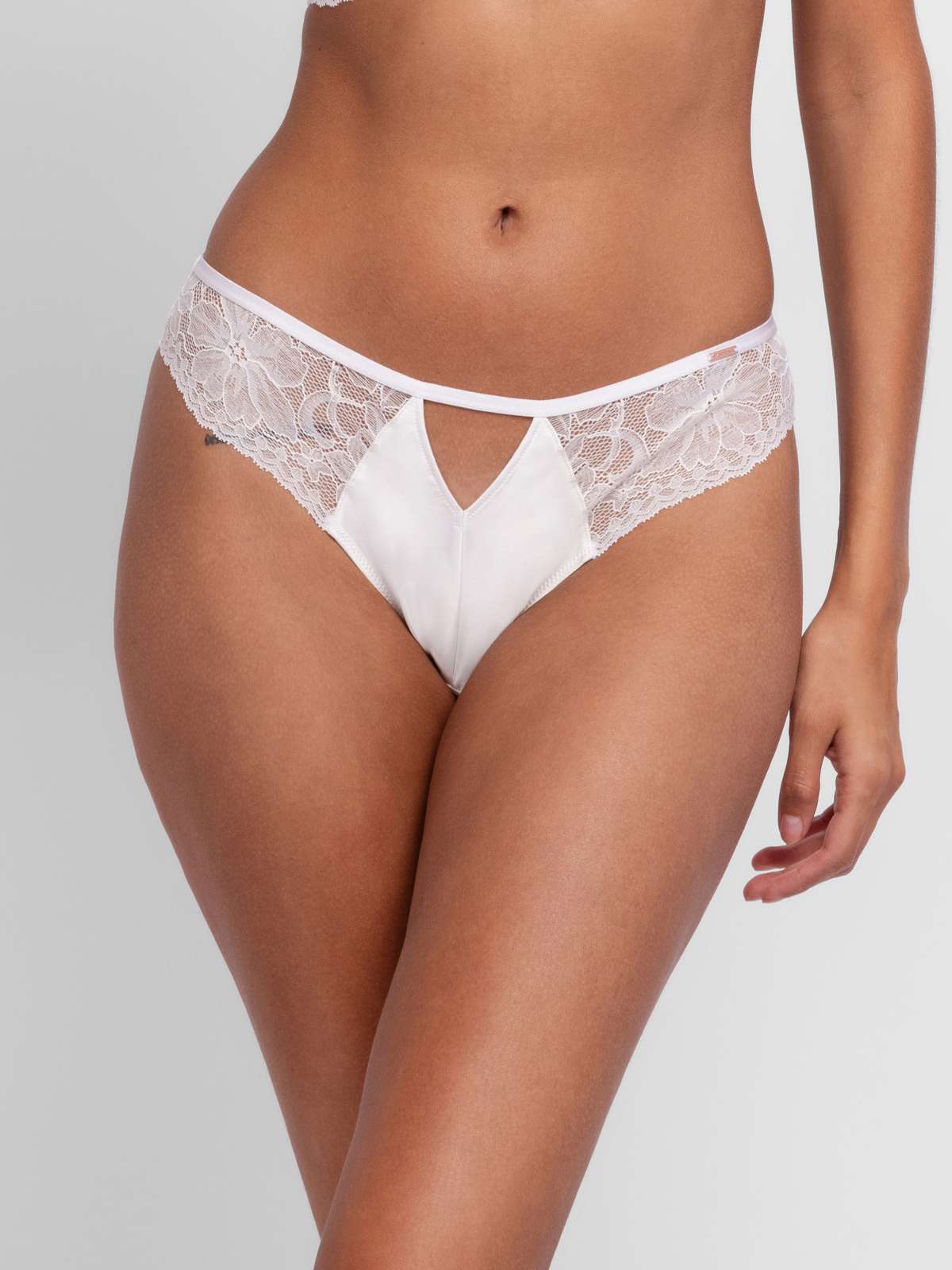 Kikky Thong