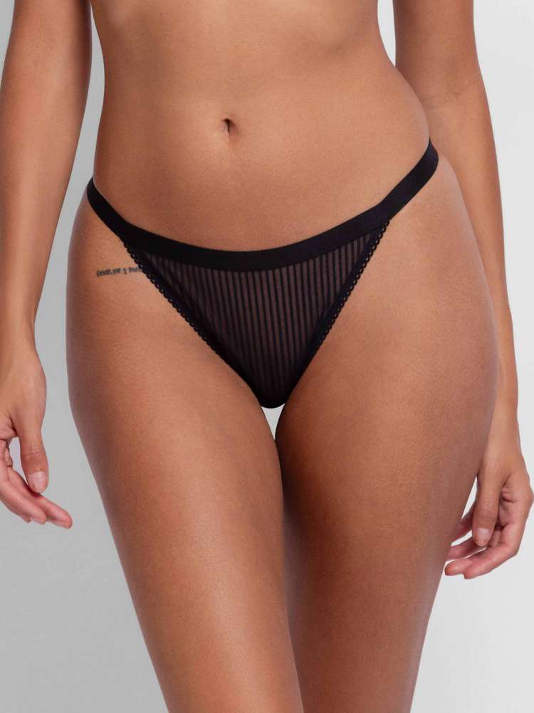 LAMINA STRING