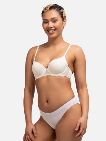 LEILA DEMI BRA