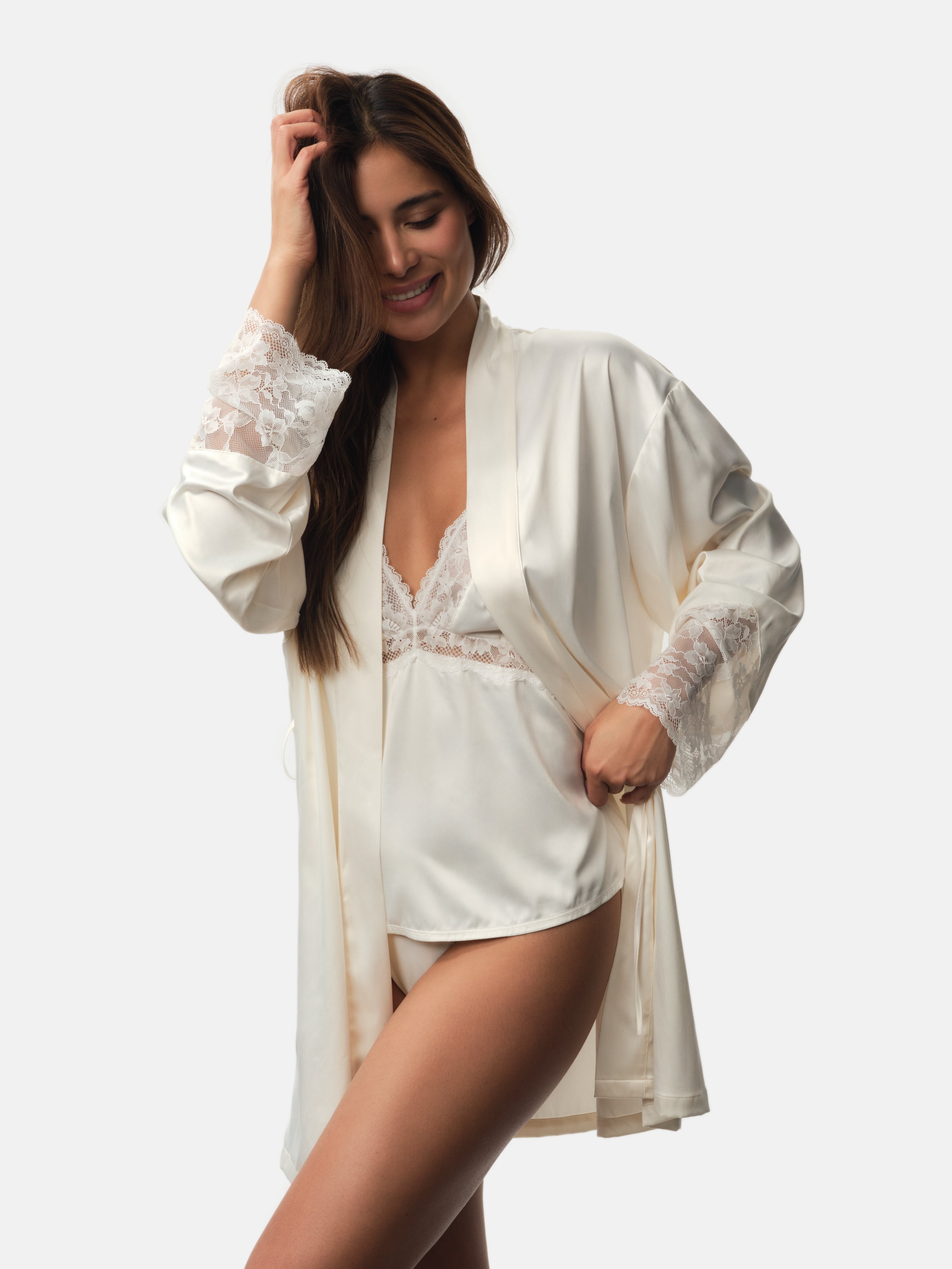 LYRA SATIN KIMONO