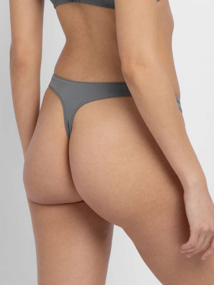 Seamless Thong