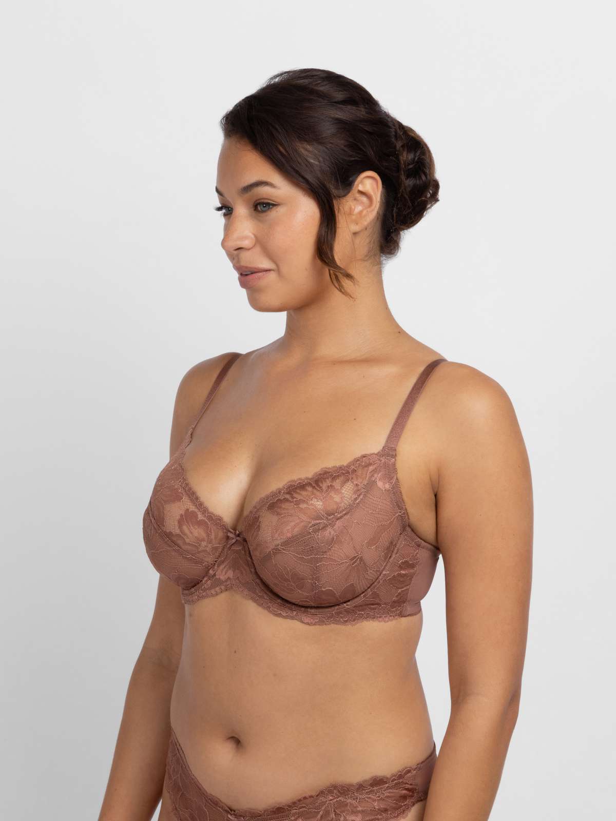 Perfect Lace Non Padded Balcony