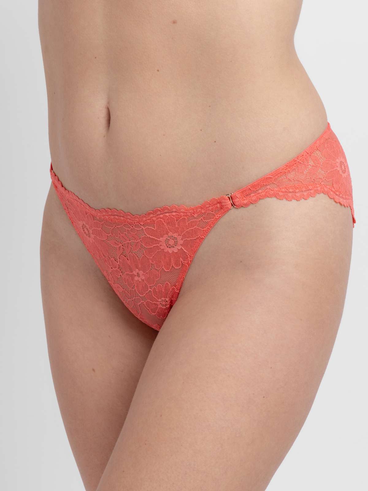 Winona Thong