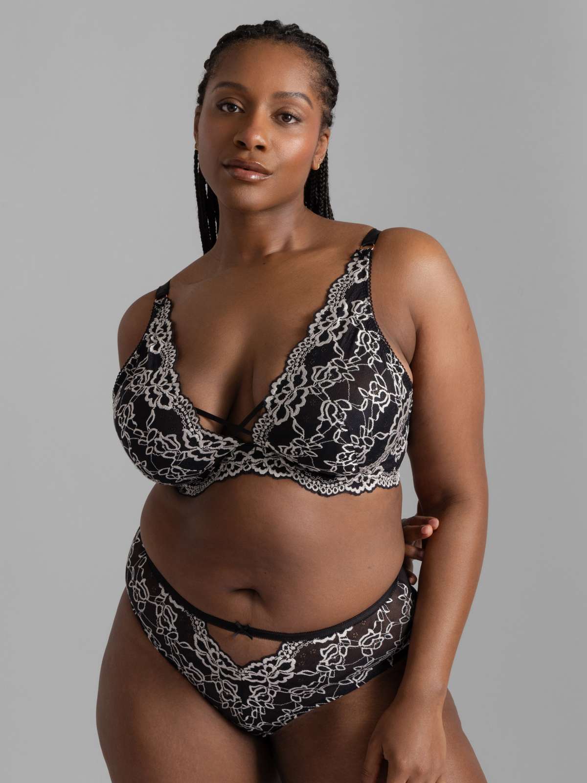 Xanthia Full Brief