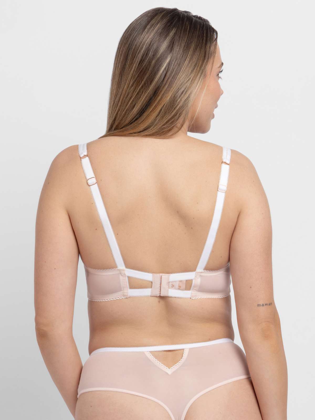 Xanthia Light Padded Plunge Bra