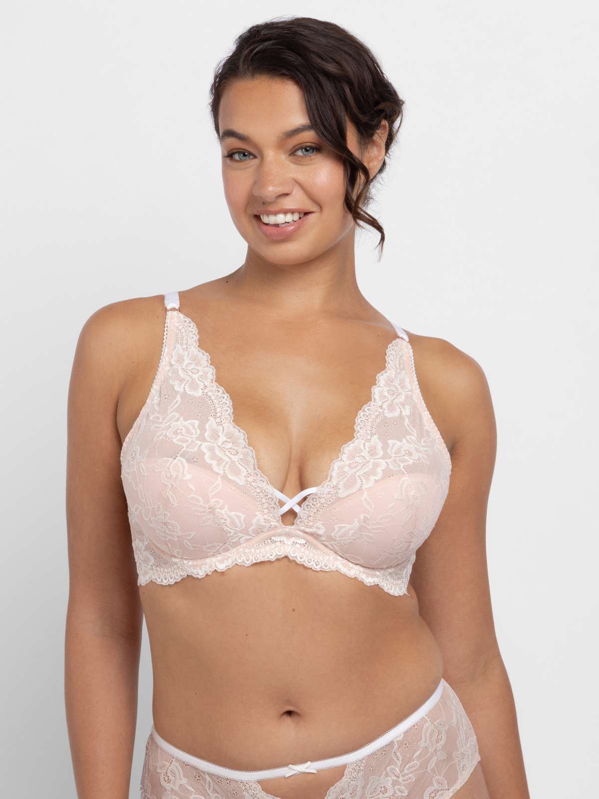 Xanthia Light Padded Plunge Bra